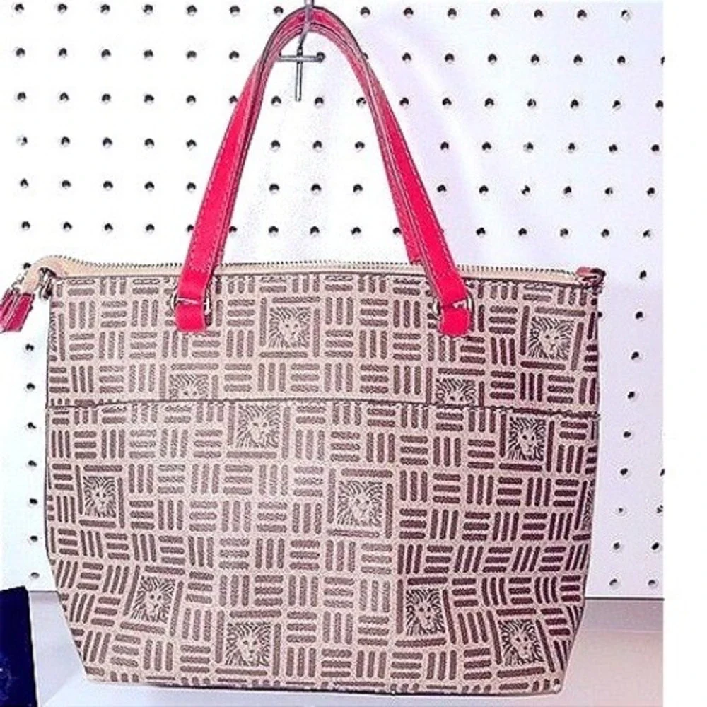 Anne Klein Alex Varsity‎ Tan
